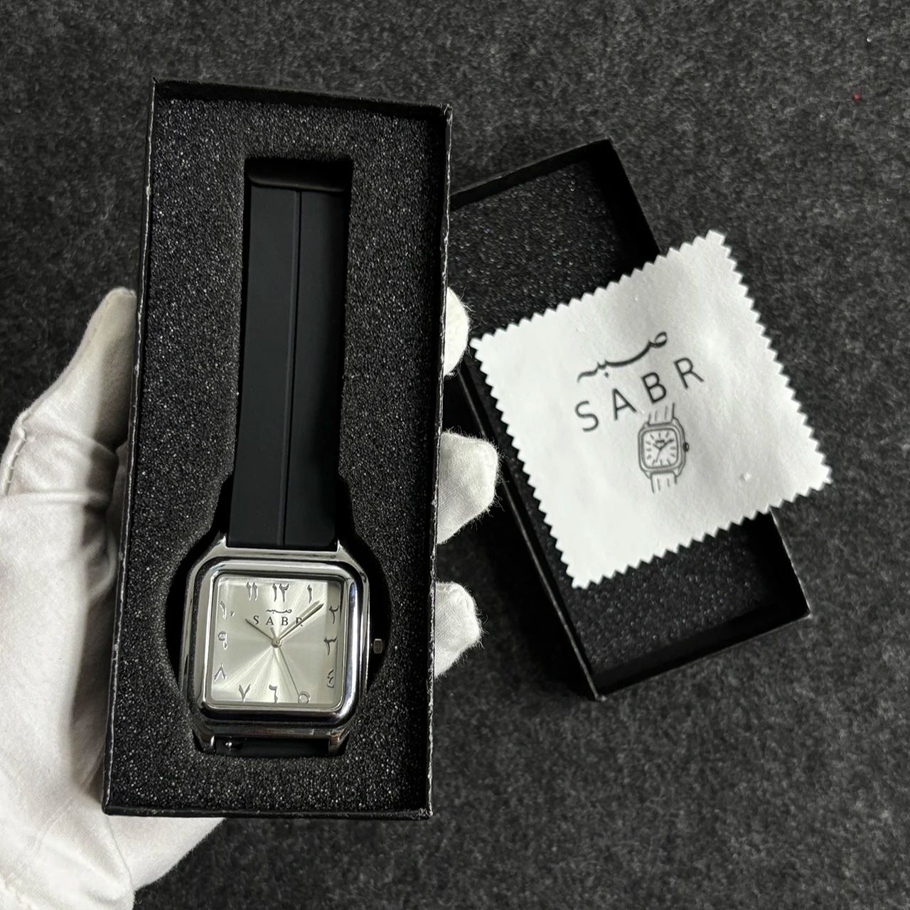 SABR Arabic Numeral Watch Men  - Cartier Watch Santos 评论和价格