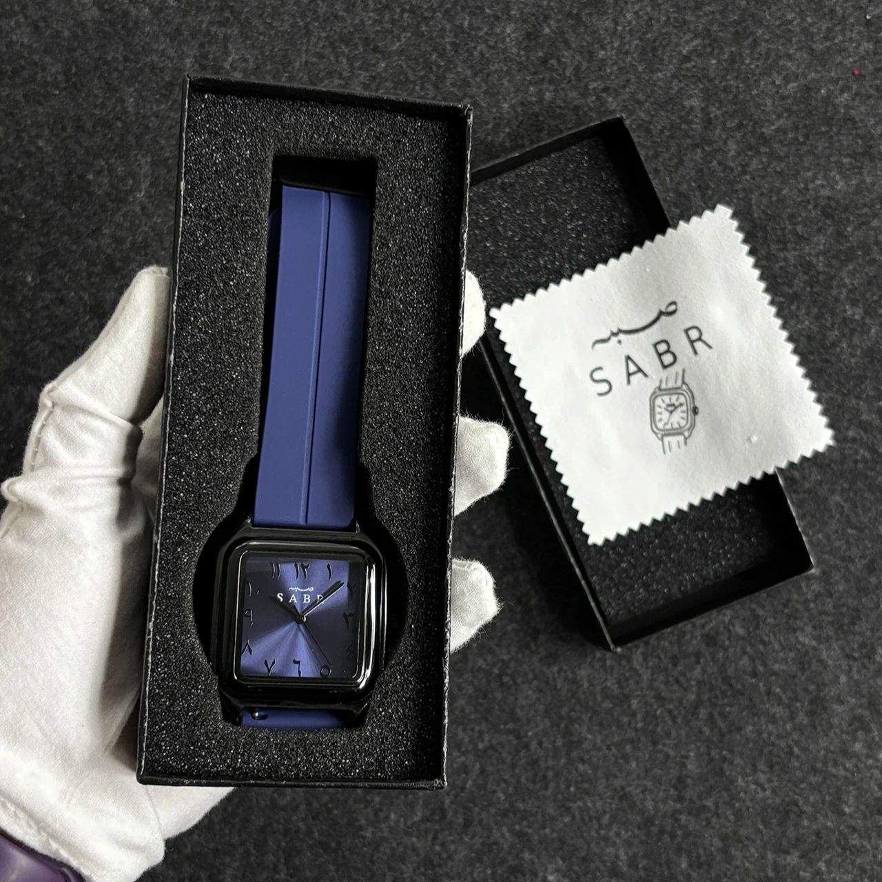 SABR Arabic Numeral Watch Men  - Cartier Watch Santos 评论和价格