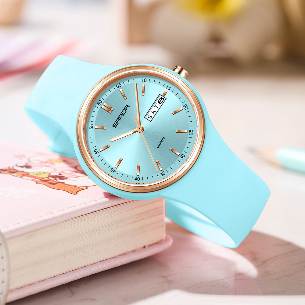 Fashion Calendar High Guality  - Silicone Band Women 评论和价格